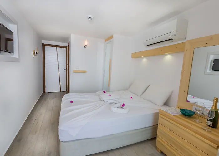 Defne Hotel